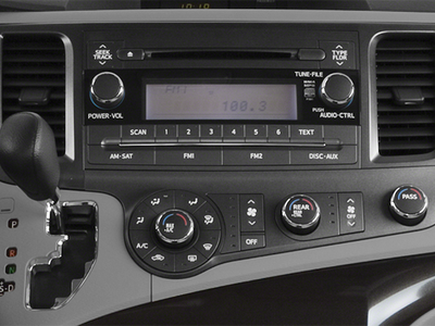 2014 Toyota Sienna Limited 7 Passenger