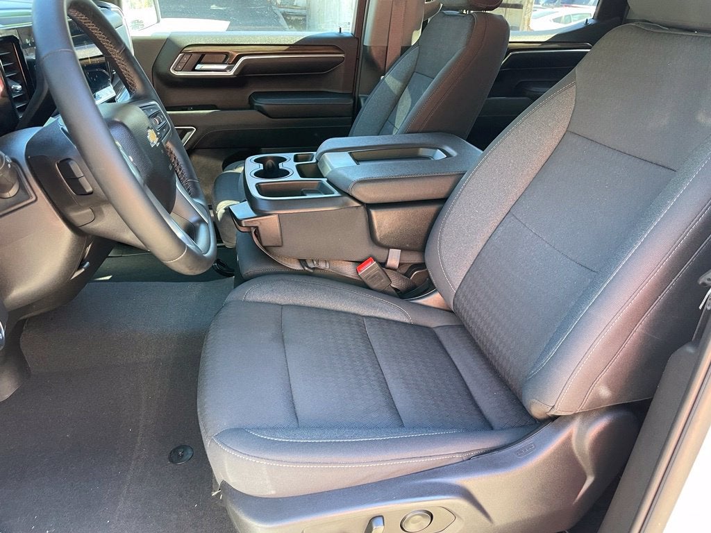 2023 Chevrolet Silverado 1500 LT LT1