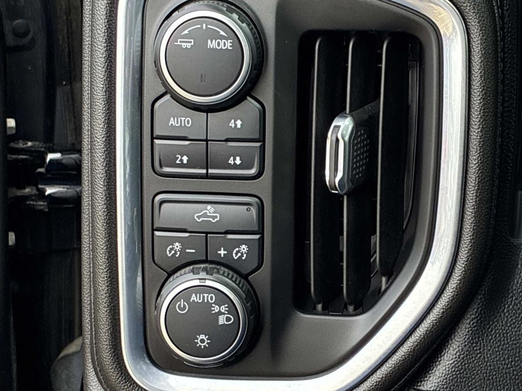 2021 Chevrolet Silverado 1500 LT LT1