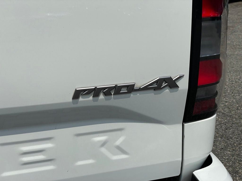 2022 Nissan Frontier PRO-4X