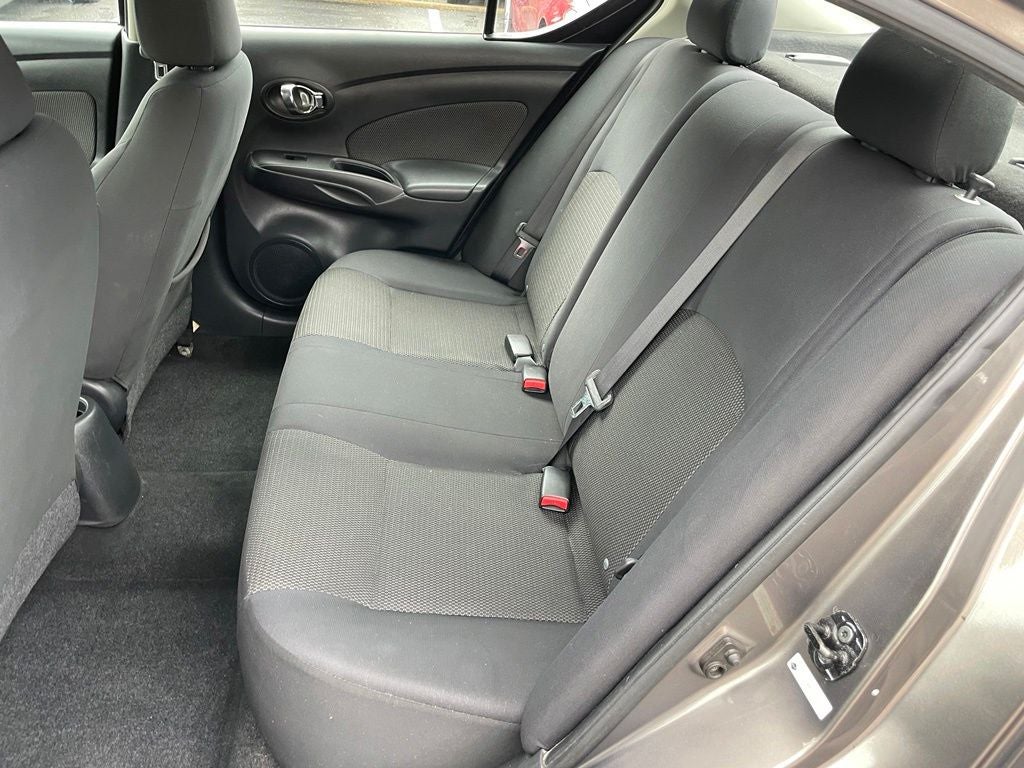 2013 Nissan Versa 1.6 SV