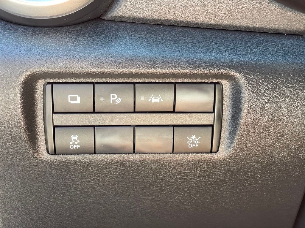 2024 Nissan Versa 1.6 S S Plus package
