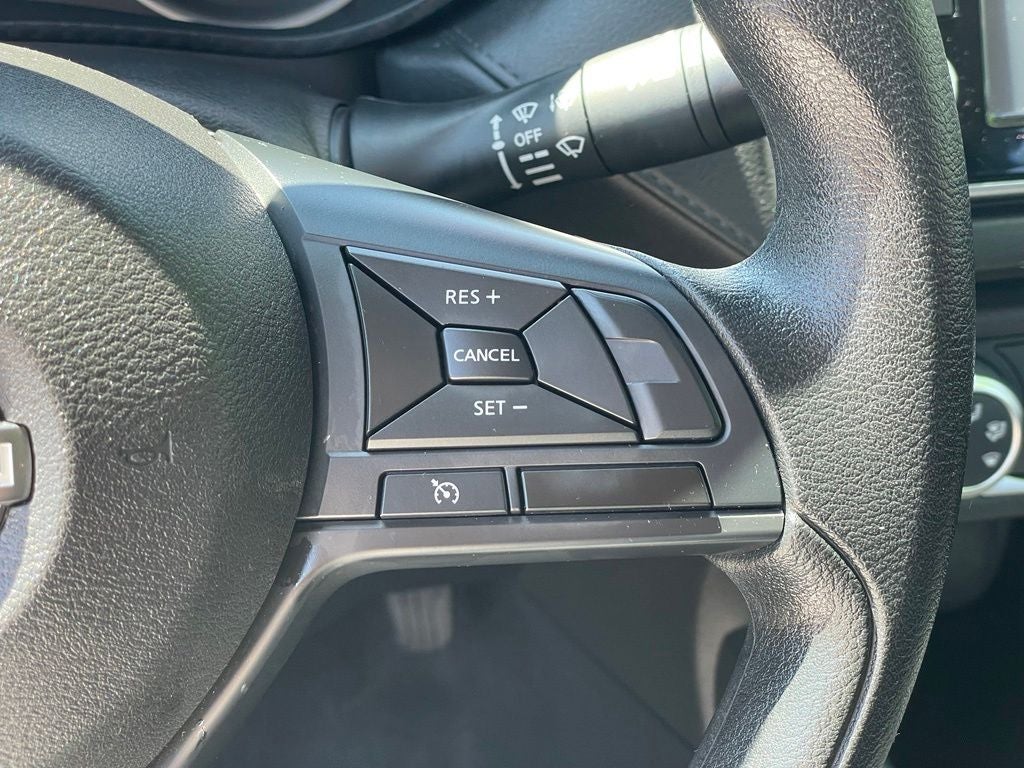 2024 Nissan Versa 1.6 S S Plus package