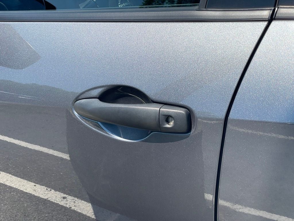 2024 Nissan Versa 1.6 S S Plus package