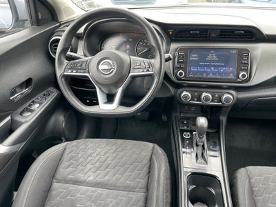 2023 Nissan Kicks SV Two-Tone Paint