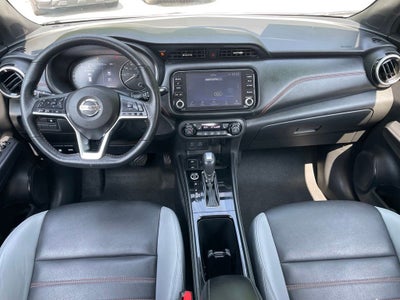 2021 Nissan Kicks SR