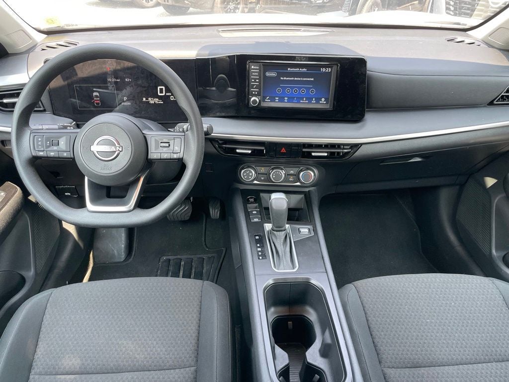 2025 Nissan Kicks S
