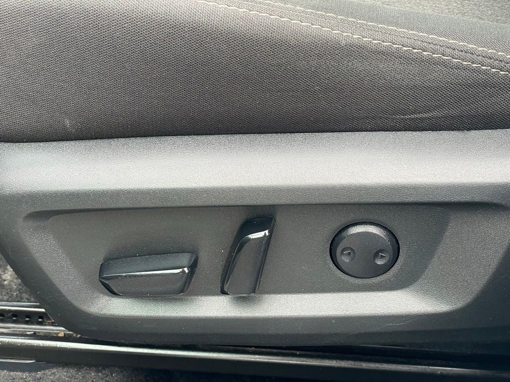 2025 Nissan Rogue SV AWD