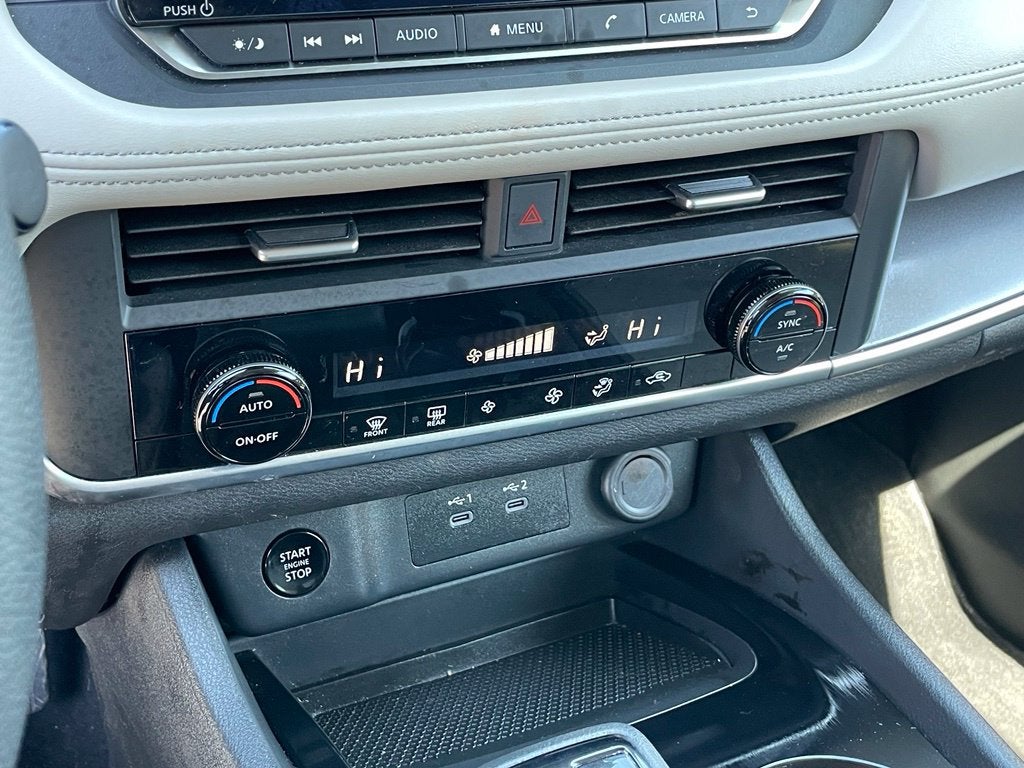 2025 Nissan Rogue SV