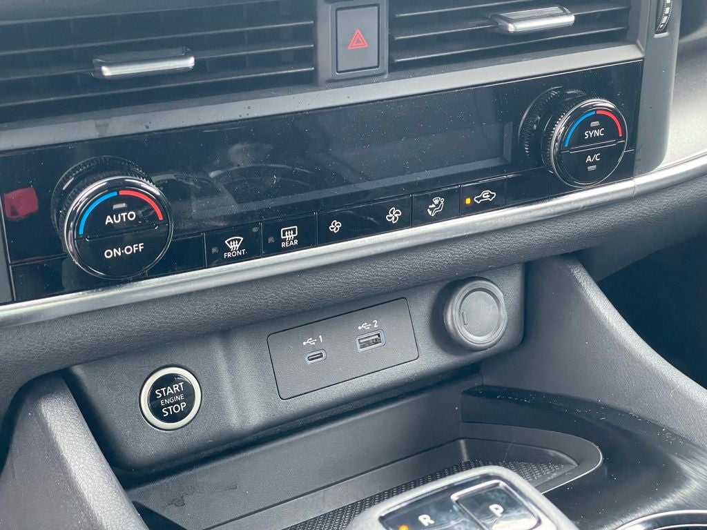 2023 Nissan Rogue SV Premium