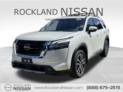 2023 Nissan Pathfinder Platinum