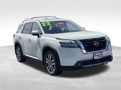 2022 Nissan Pathfinder Platinum
