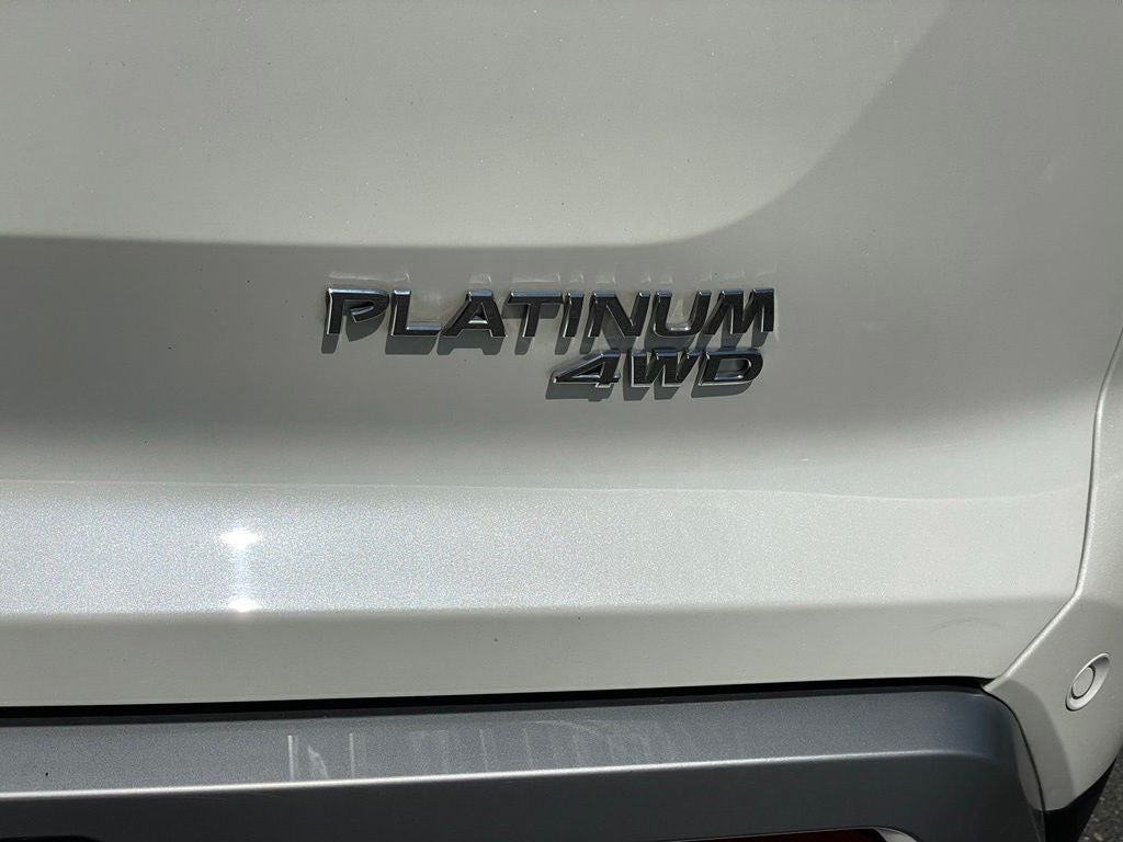 2022 Nissan Pathfinder Platinum