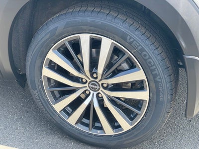 2022 Nissan Pathfinder Platinum