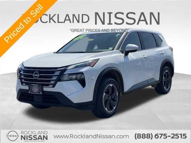 2023 Nissan Rogue SV with Cloth Seating