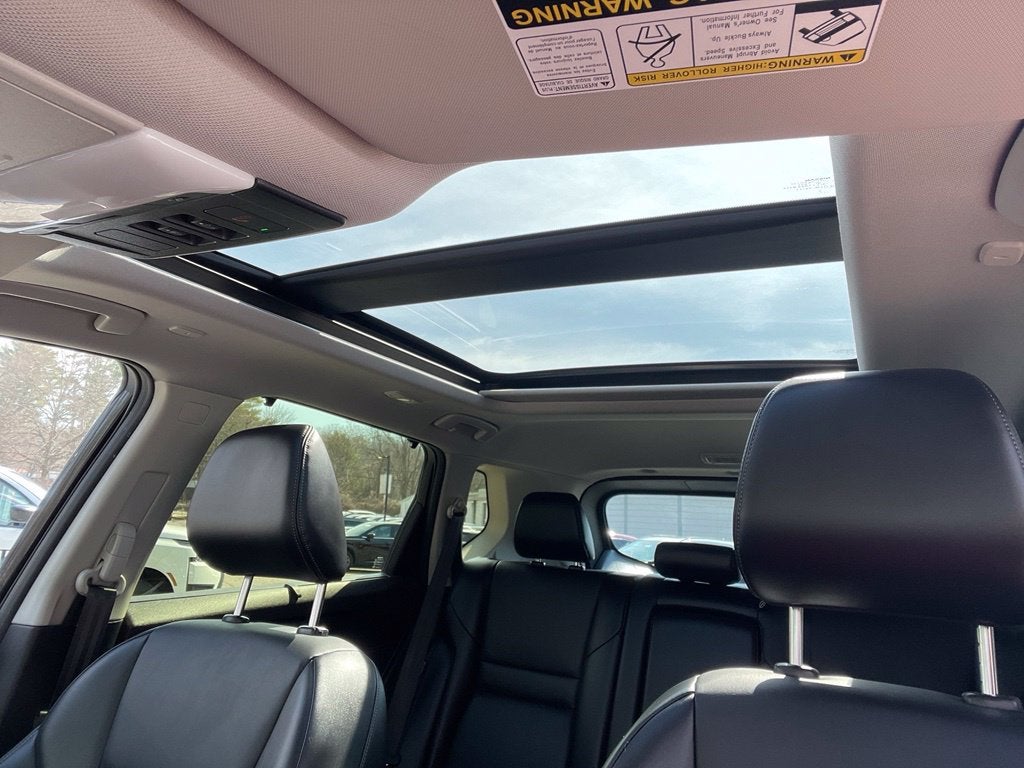 2023 Nissan Rogue SV Midnight Premium