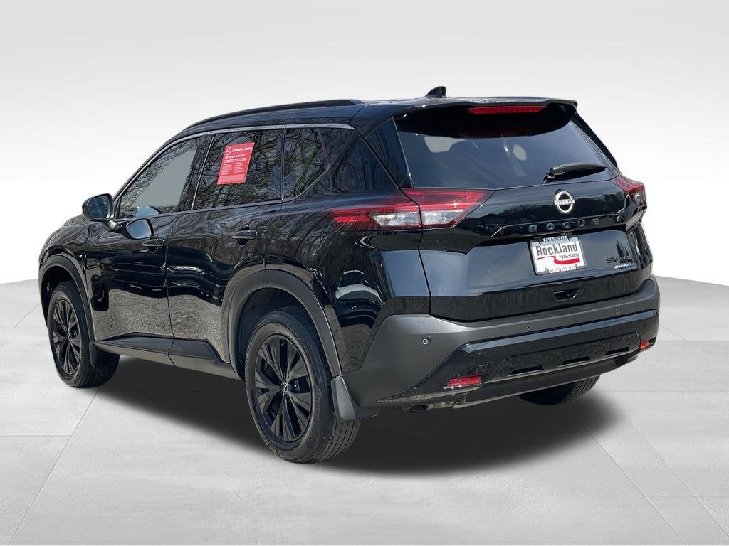 2023 Nissan Rogue SV Midnight Premium