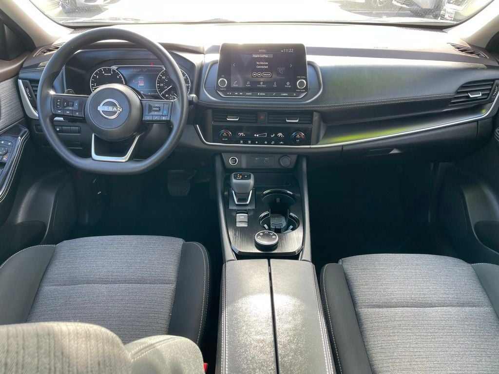 2023 Nissan Rogue SV Cloth Seating