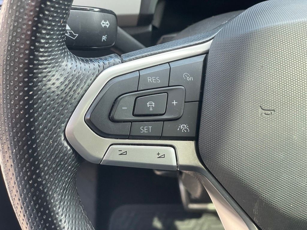 2022 Volkswagen Atlas 3.6L V6 SEL R-Line