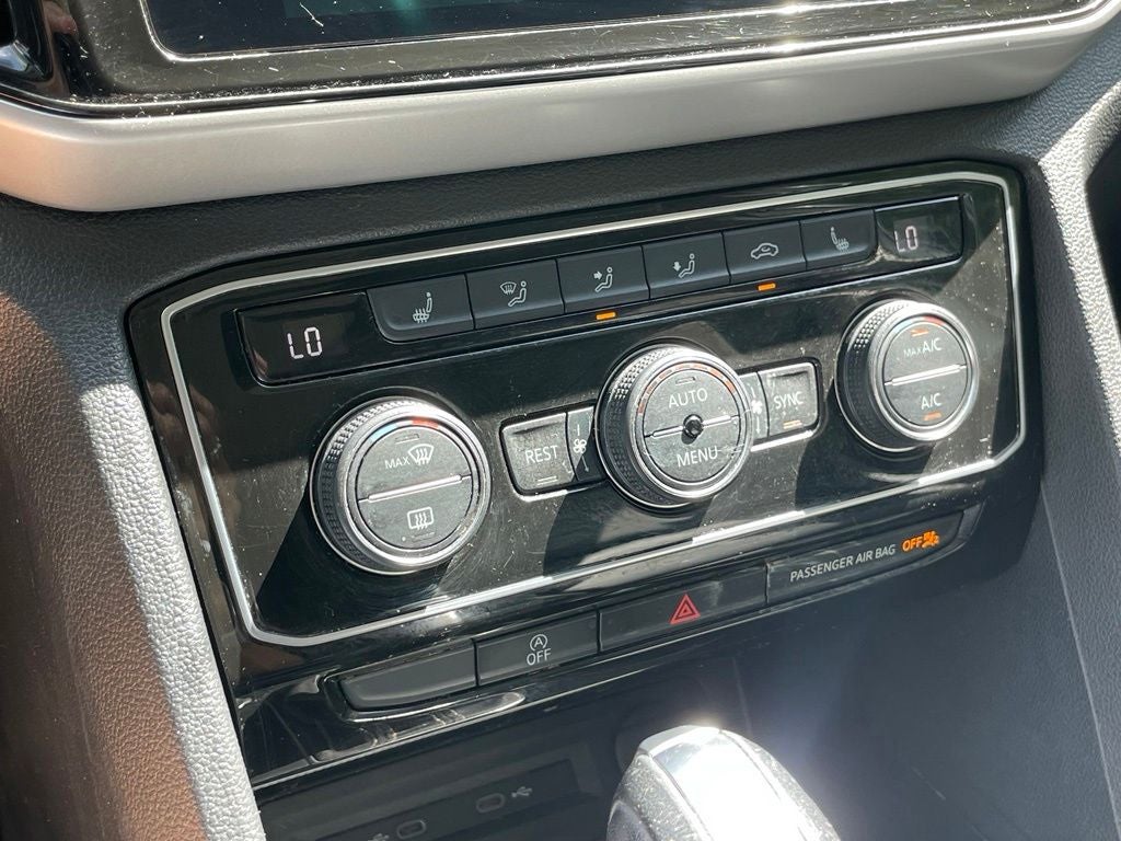 2022 Volkswagen Atlas 3.6L V6 SEL R-Line