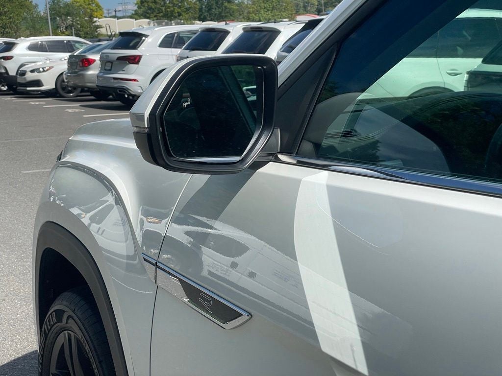 2022 Volkswagen Atlas 3.6L V6 SEL R-Line