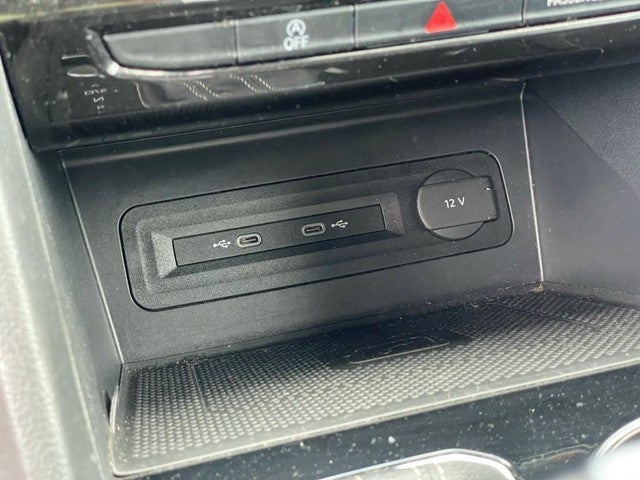 2023 Volkswagen Atlas 2.0T SE w/Technology