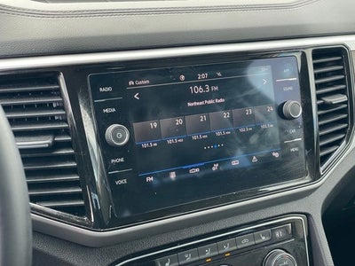 2022 Volkswagen Atlas 3.6L V6 SE w/Technology