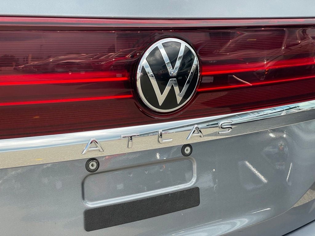 2024 Volkswagen Atlas 2.0T SE