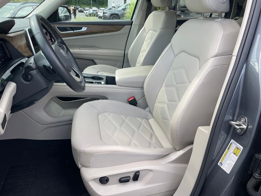 2024 Volkswagen Atlas 2.0T SE
