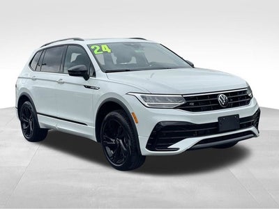 2024 Volkswagen Tiguan 2.0T SE R-Line Black