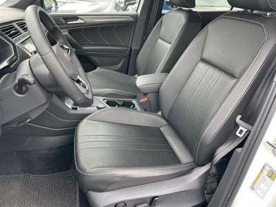 2024 Volkswagen Tiguan 2.0T SE R-Line Black