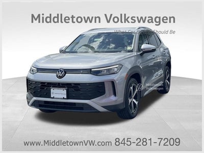 2025 Volkswagen Tiguan 2.0T SE