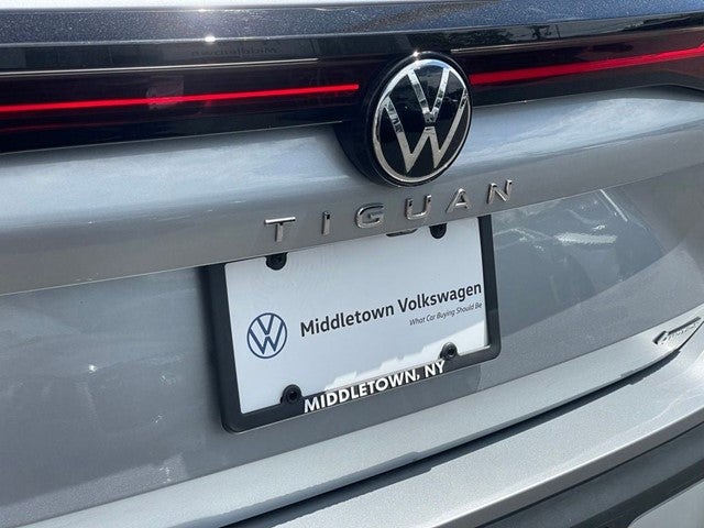2025 Volkswagen Tiguan 2.0T SE