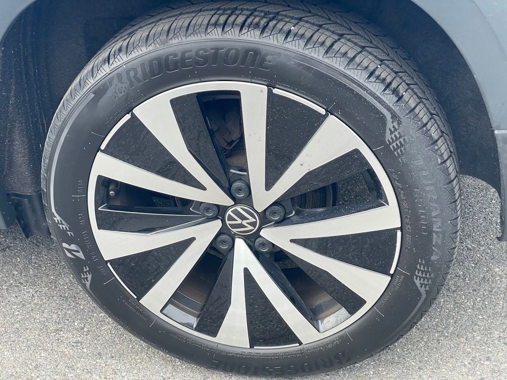 2023 Volkswagen Taos 1.5T SE