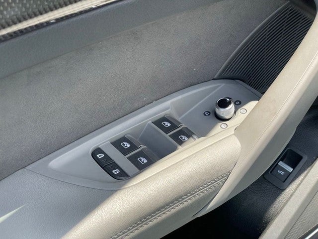 2023 Audi SQ5 Premium Plus quattro