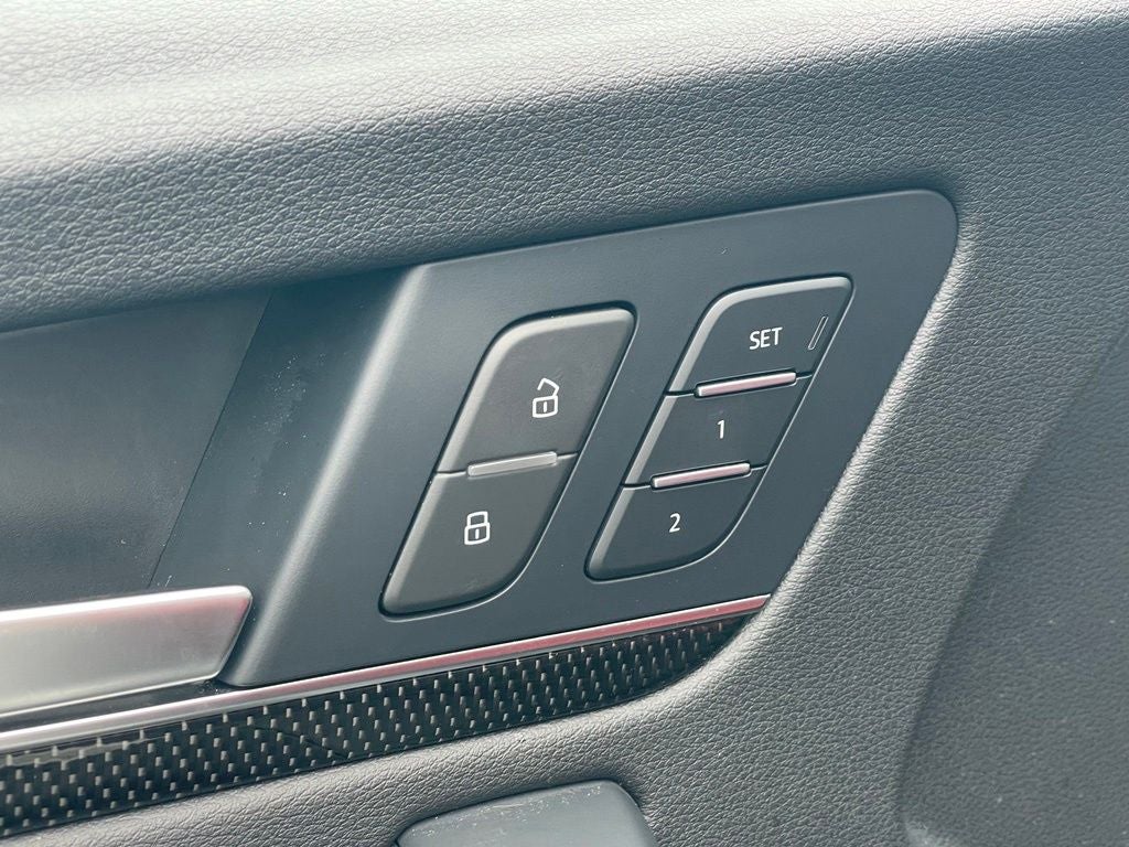 2023 Audi SQ5 Premium Plus quattro