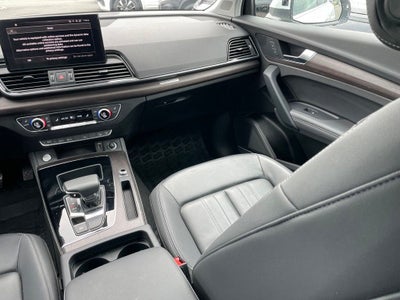 2023 Audi Q5 45 S line Premium quattro