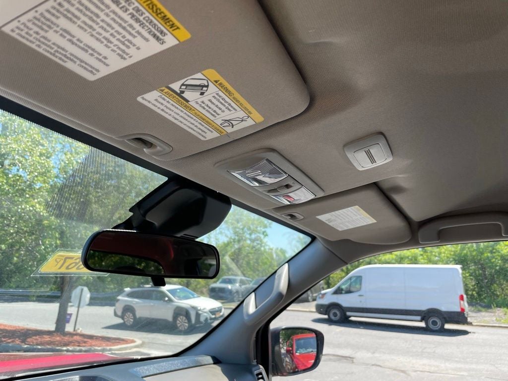 2024 Nissan Frontier SV