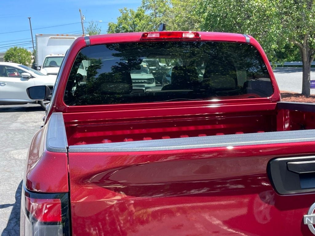 2024 Nissan Frontier SV