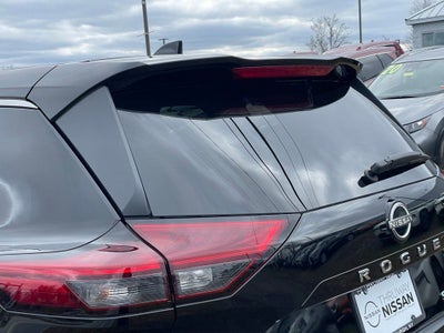 2023 Nissan Rogue SV premium