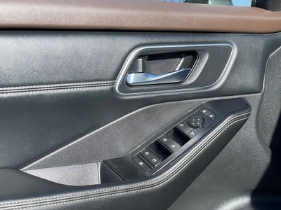 2023 Nissan Rogue SV premium
