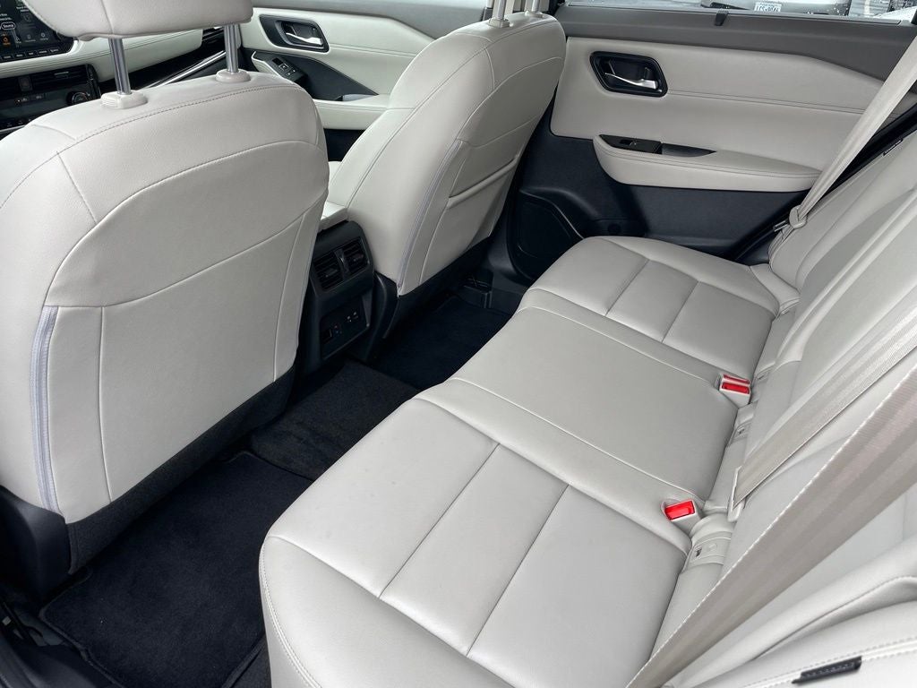 2023 Nissan Rogue SL Premium