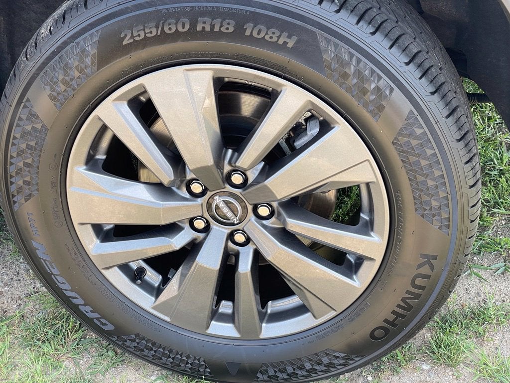 2022 Nissan Pathfinder S