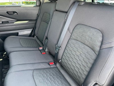 2025 Nissan Pathfinder S