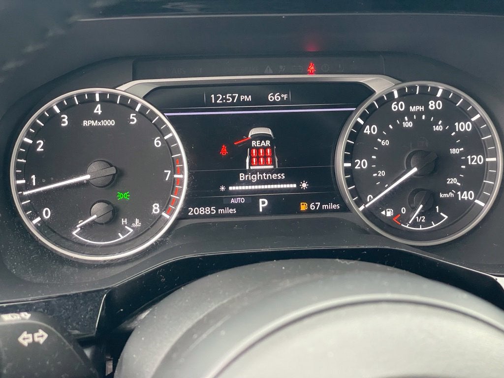 2024 Nissan Pathfinder SV
