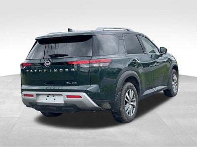 2025 Nissan Pathfinder SL