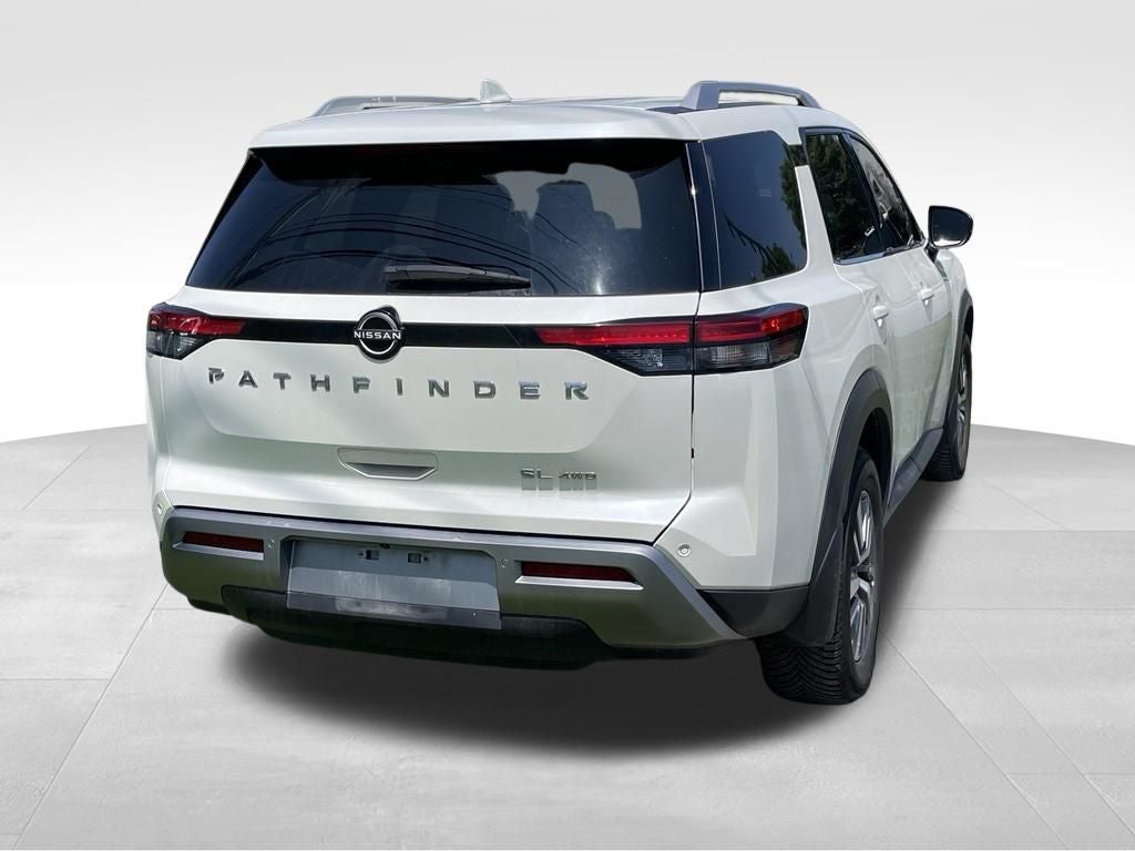 2022 Nissan Pathfinder SL