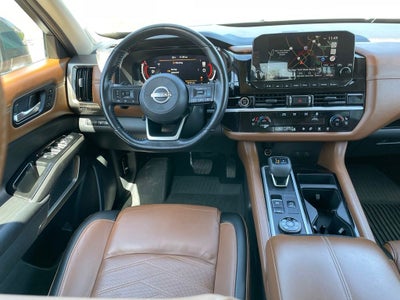 2023 Nissan Pathfinder Platinum