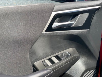2024 Mitsubishi Outlander ES