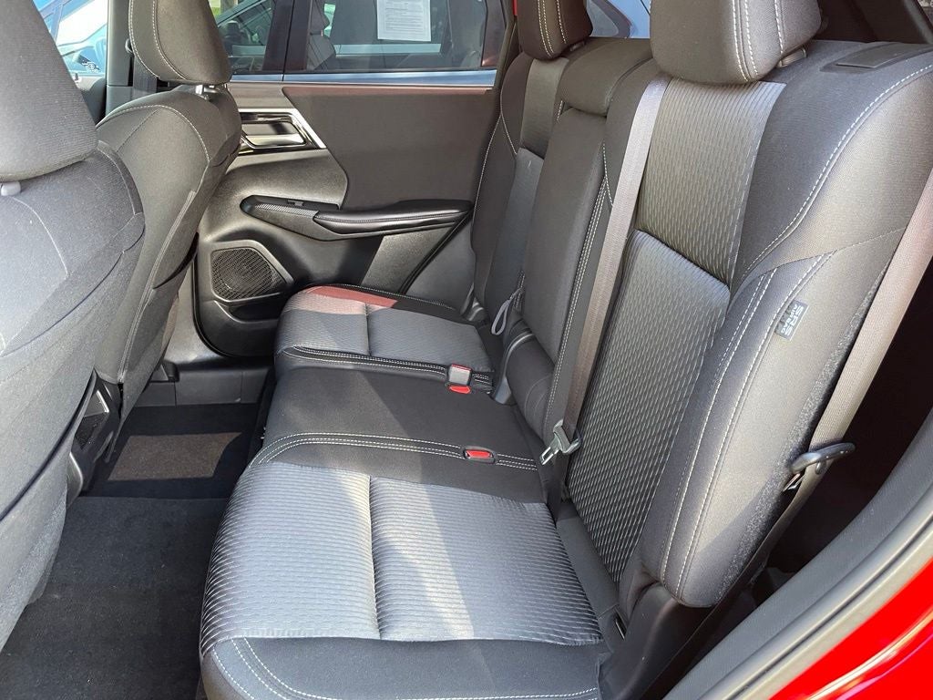 2024 Mitsubishi Outlander ES